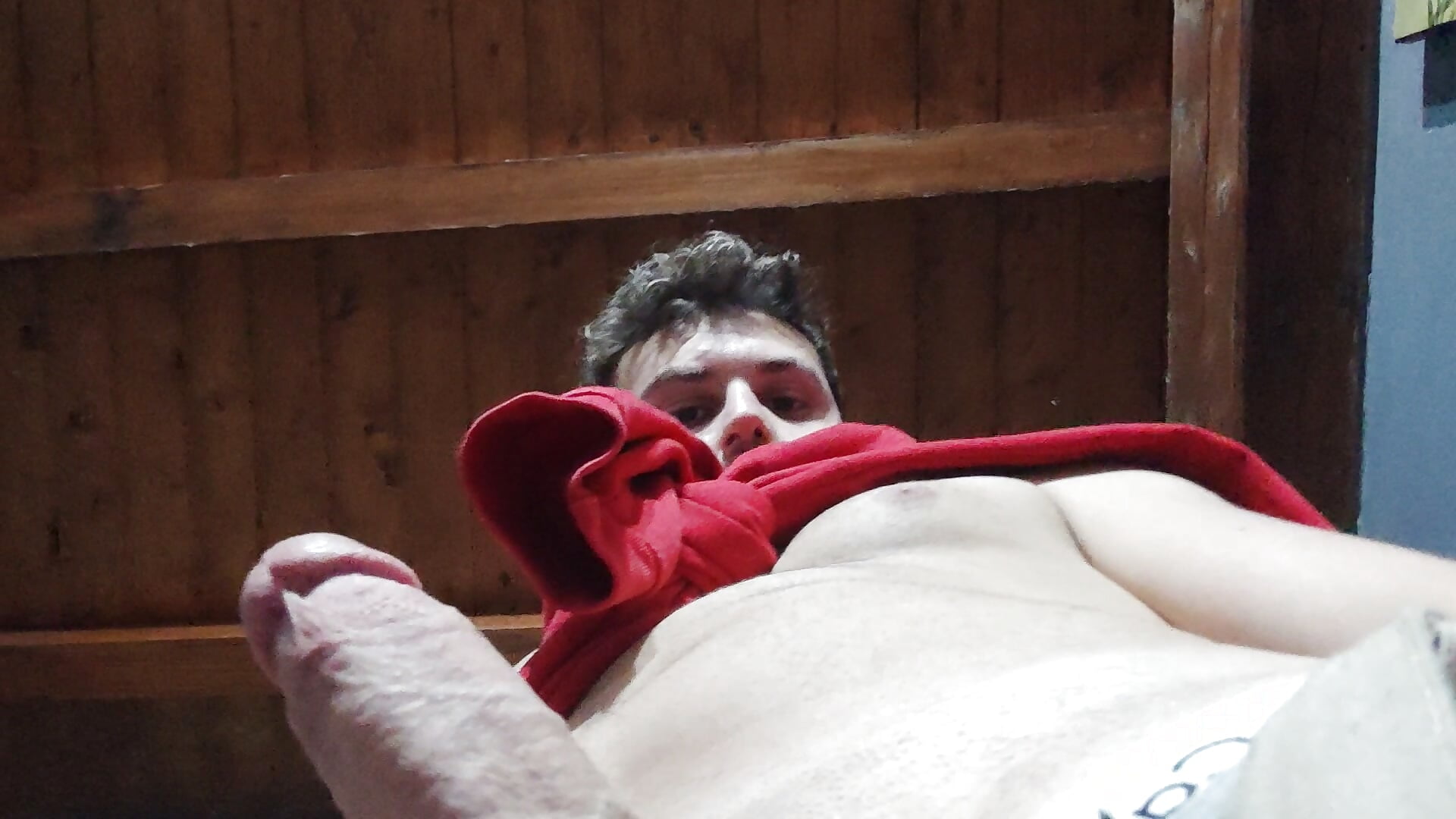 Il mio cazzo vuole essere masturbato－カメラキャストのTheKing966の動画