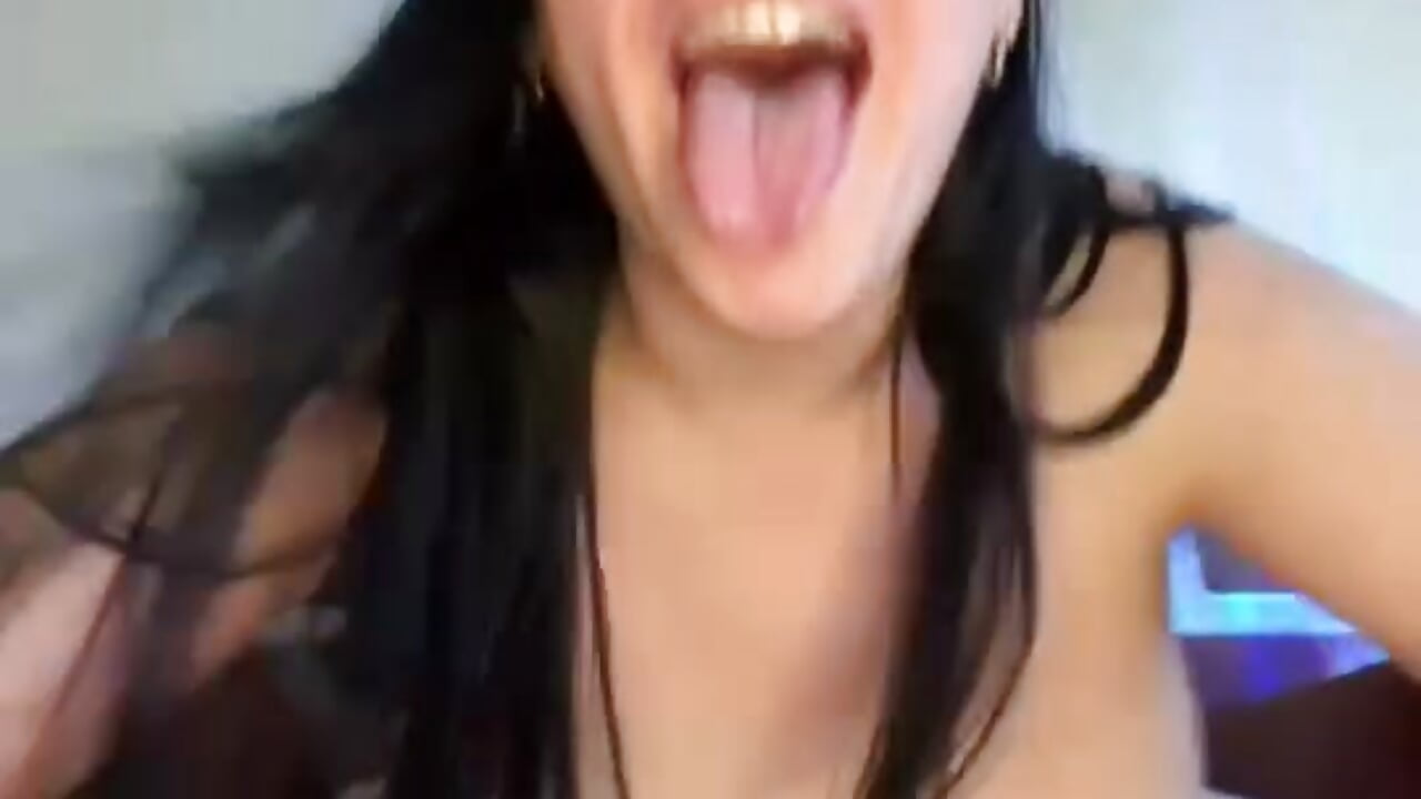 Dildo jumping. Playing with pussy - video by Evelinia cam model
