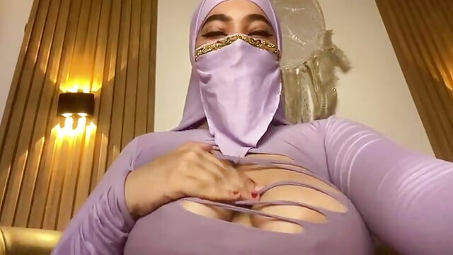 likee－カメラキャストのmalak_nanyyの動画