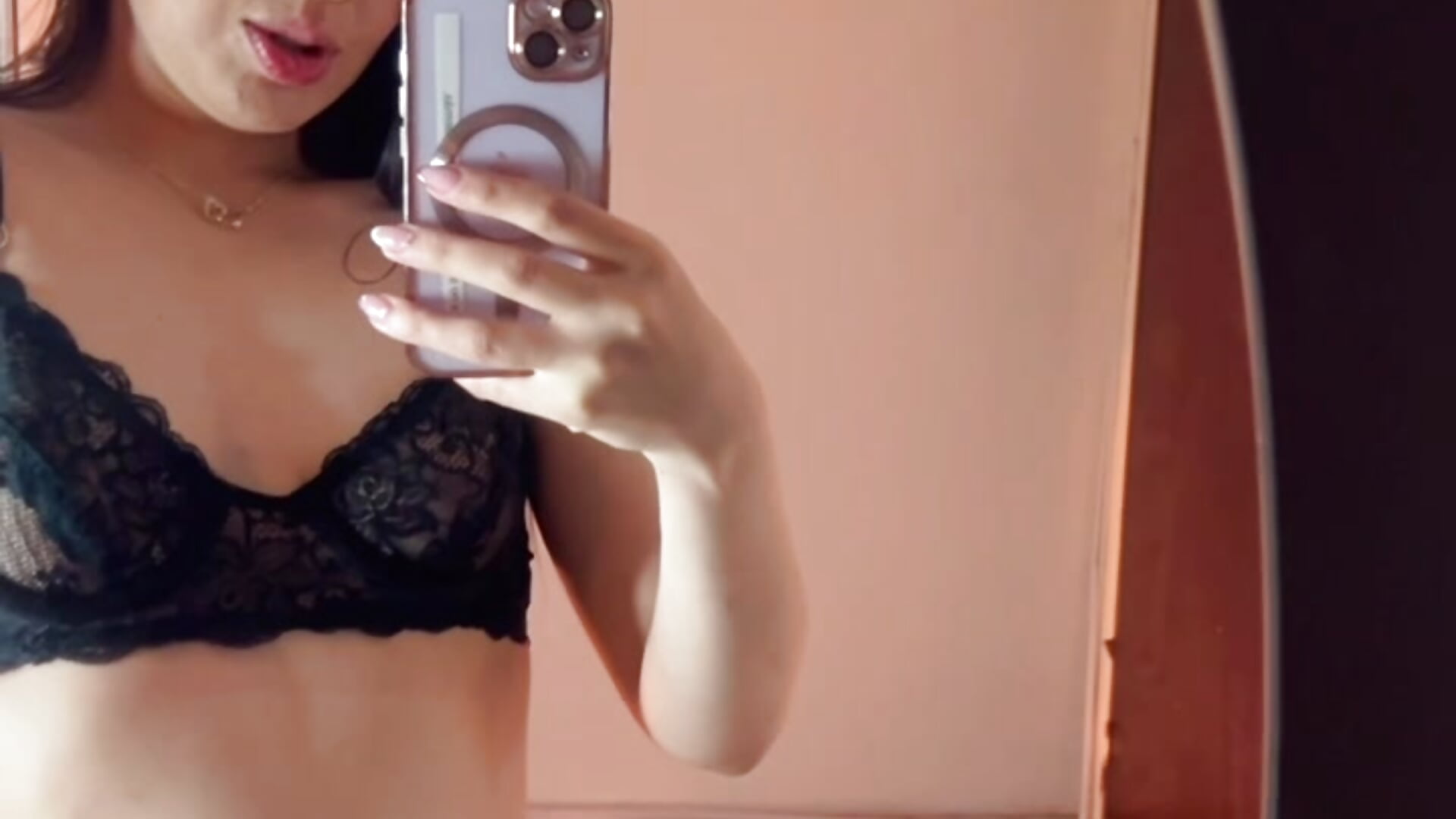 ❤️ - video by Emma_Lombardi cam model