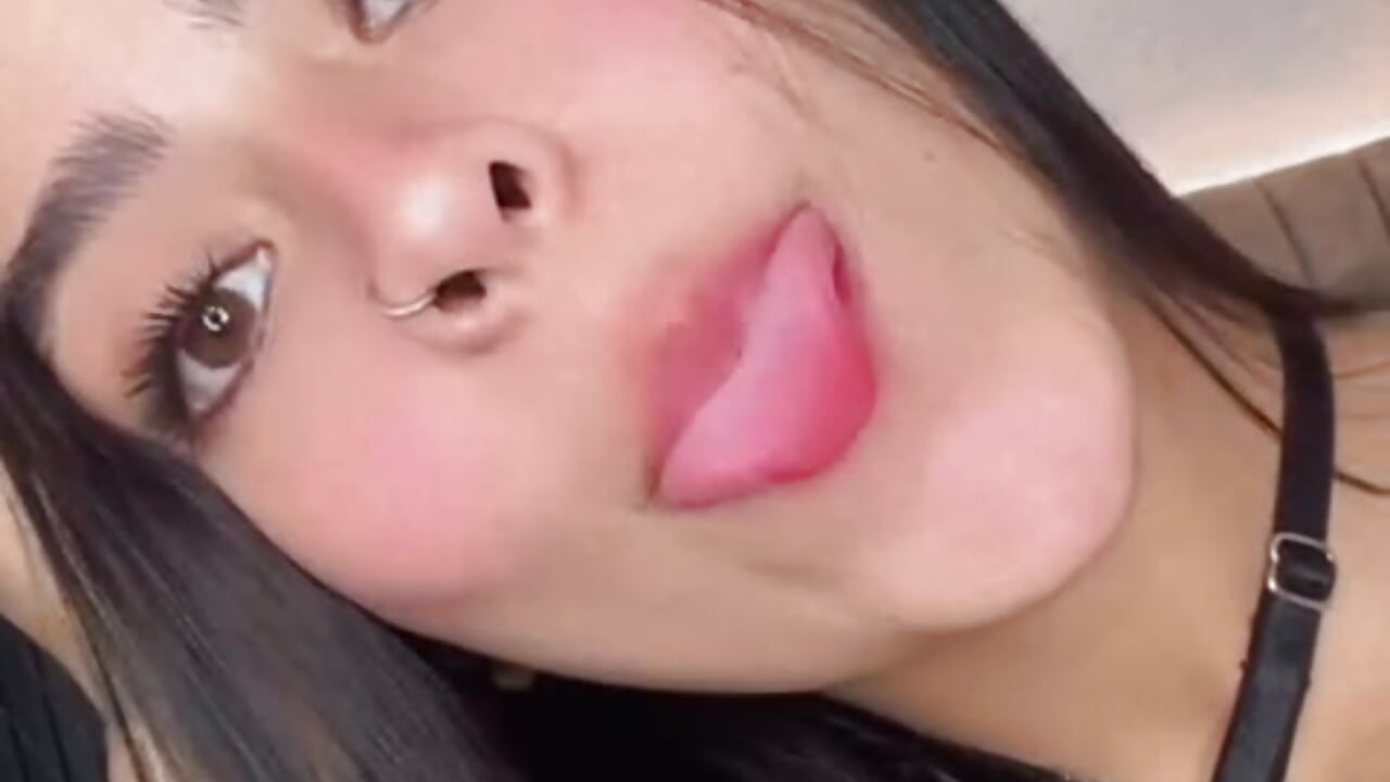 Cute 😍 - video by little_sophie18 cam model