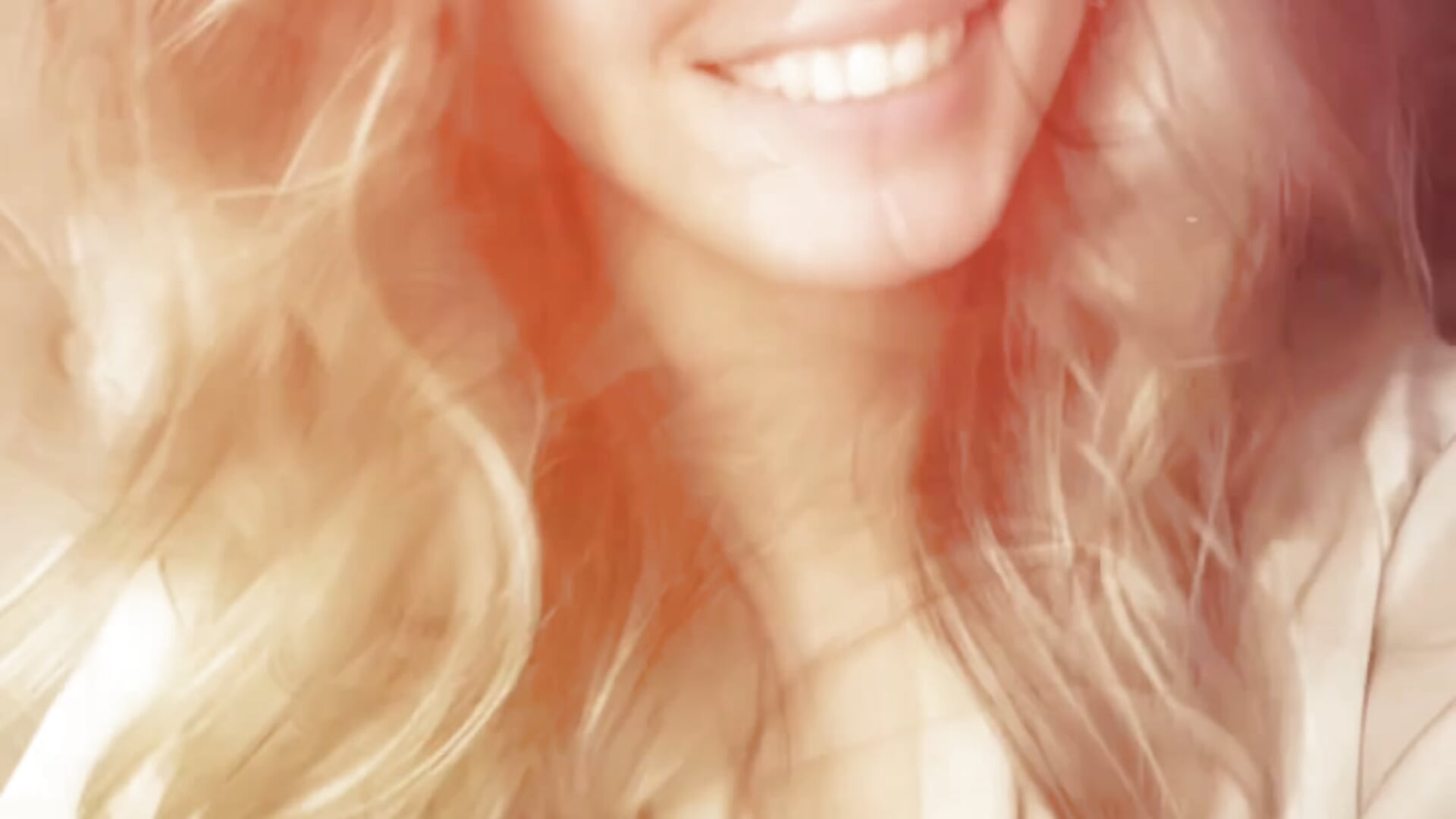 Today is the third day of spring, and it's so cold outside. – видео вебкам-модели foxy_blond