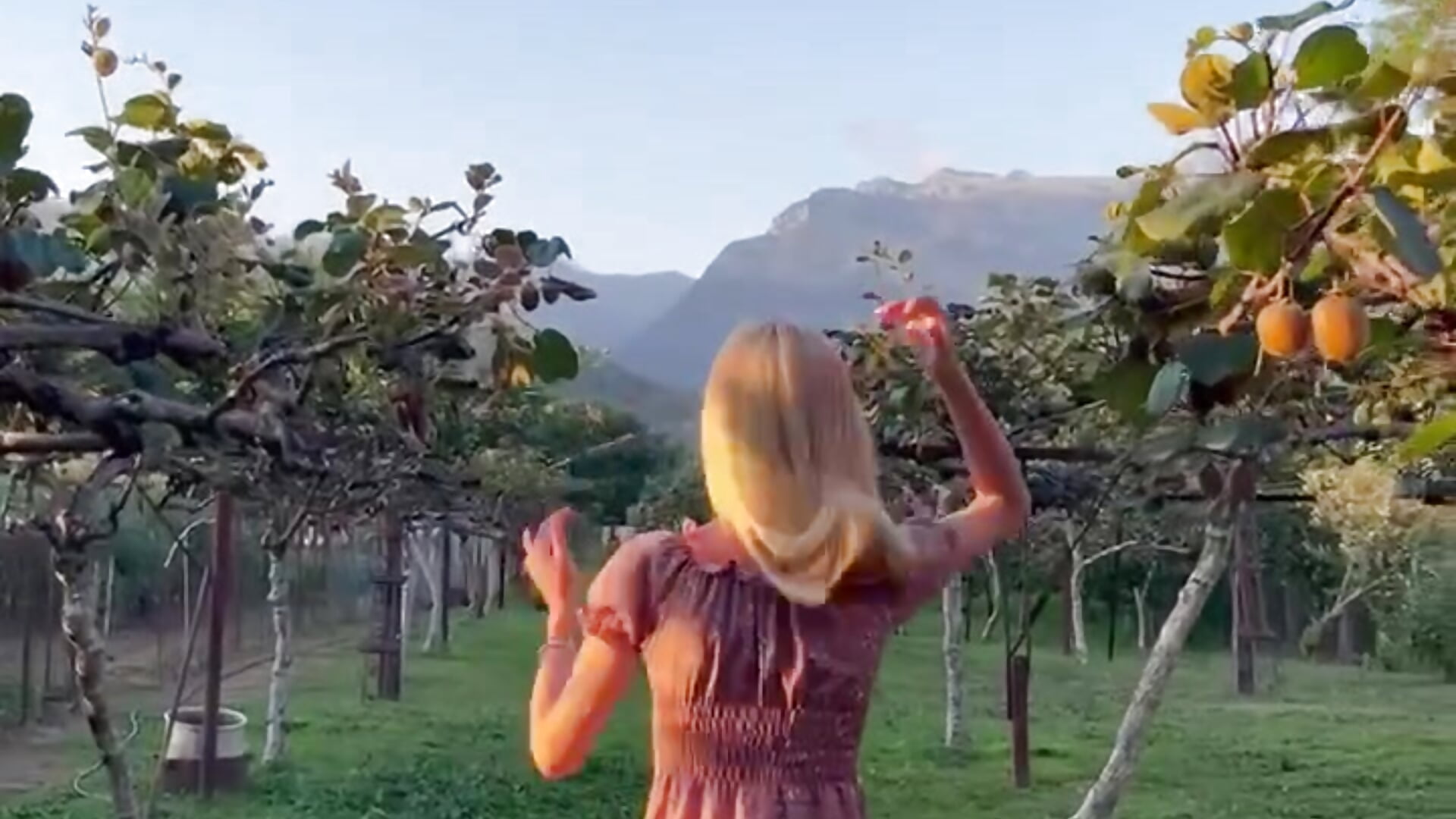 Fairy in a Magic Garden! ✨✨✨ - video by tyty_piupiu cam model