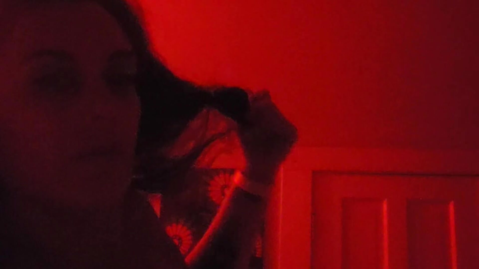 Red light play time ✨️ 😈 - video by Colormewild cam model