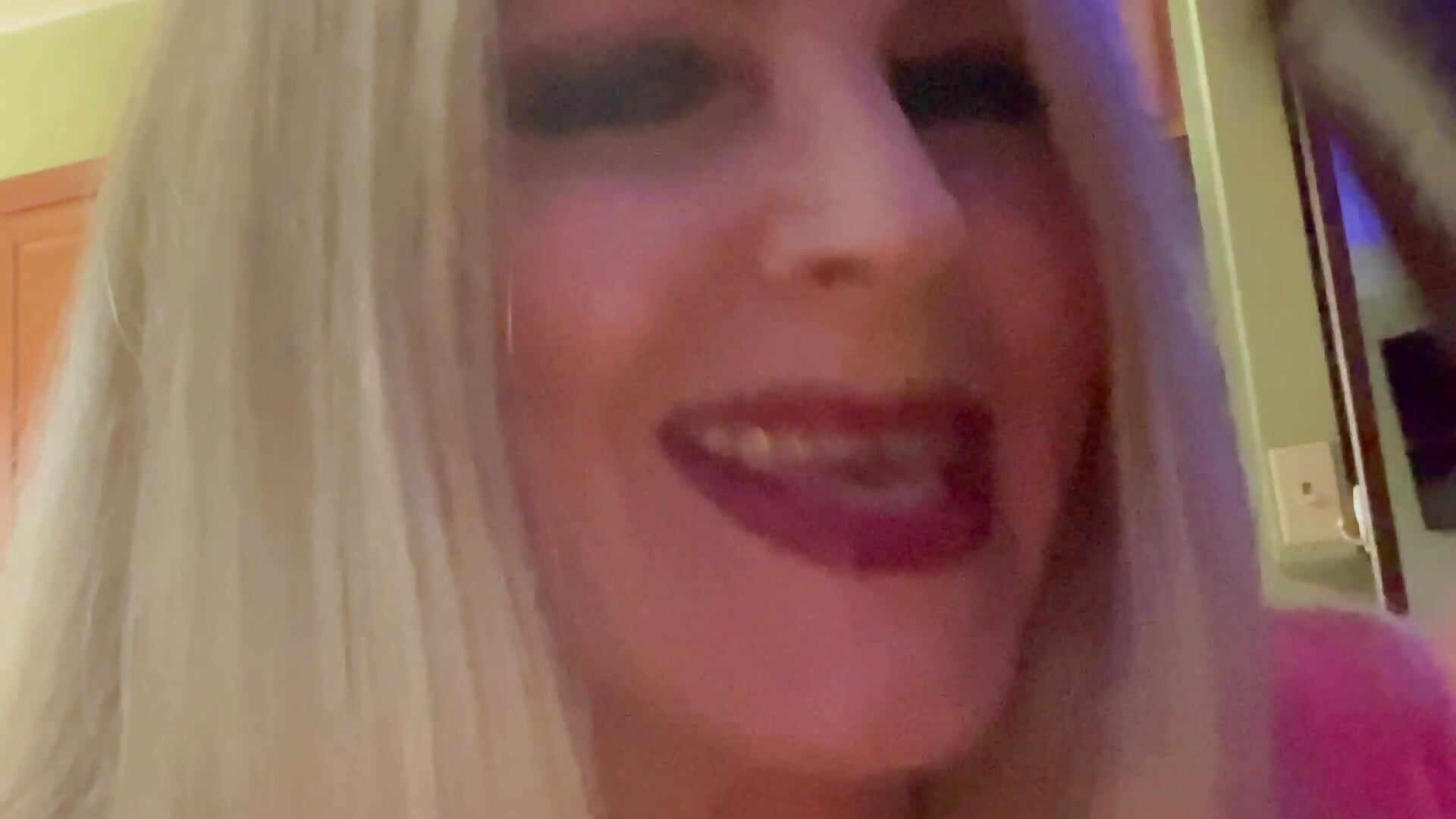 IMG_5783 - video by MamaTease cam model