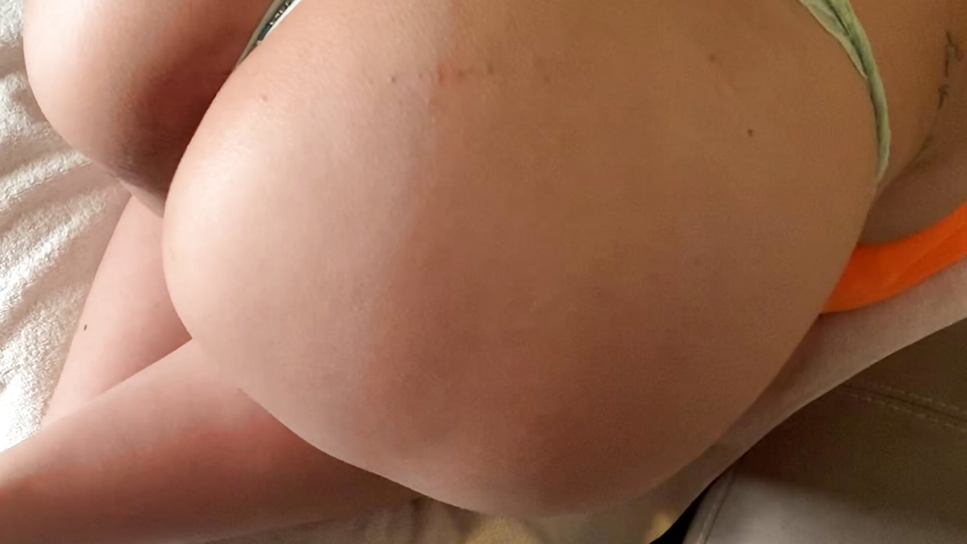 CUM ON ASS - video by cum_babesx cam model