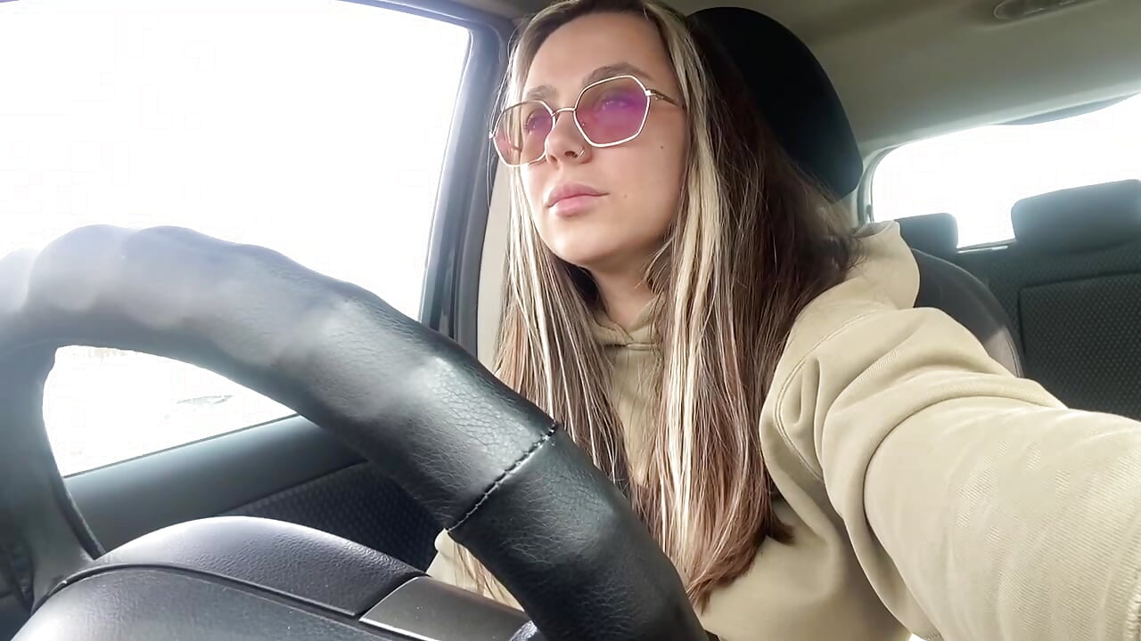 I guess you didn't know, but I drive a car)