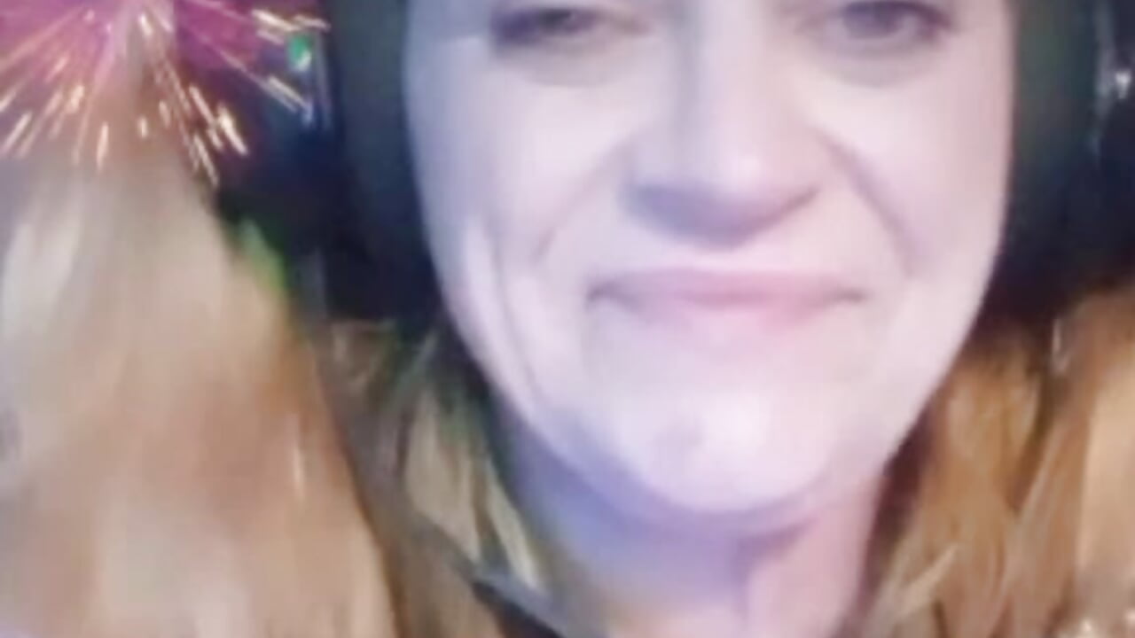 Shining star - video by Omg_Misty cam model