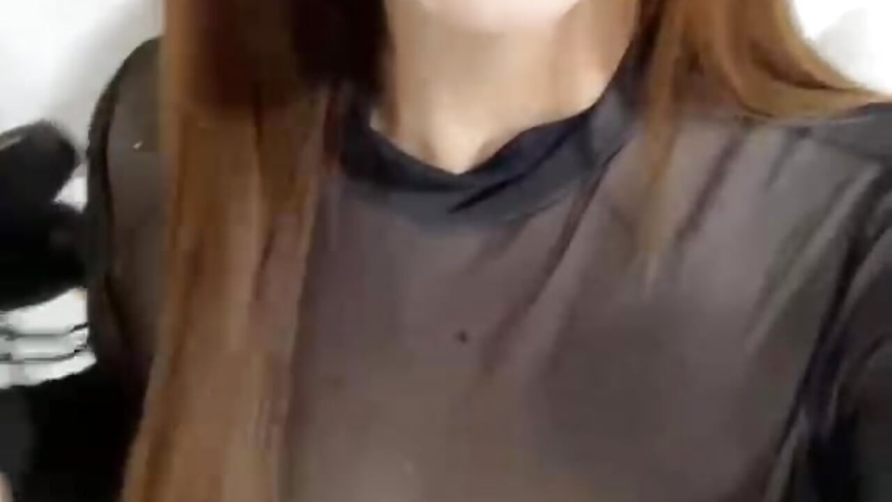 hi honey 😘😈 - video by mia_lourence cam model