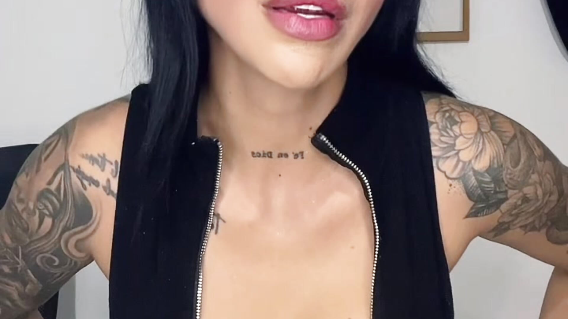 Do you want to dance with me? - video by Tamyjenkins1 cam model