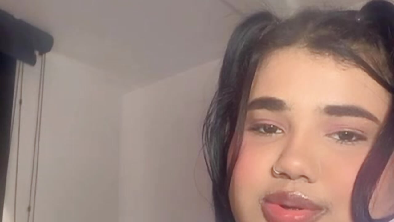 I want to suck you like this - video by NaomiAsha cam model