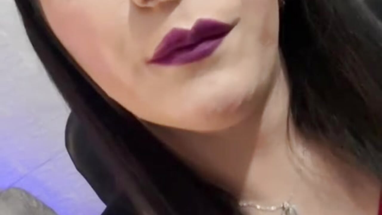 DANM BITCH - video by GODDESS_EVANS cam model