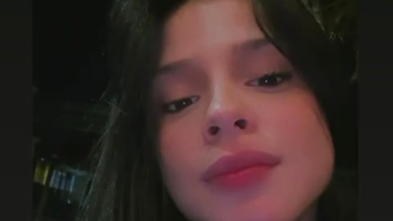 hello - Zoee_babygirl 캠 모델의 동영상