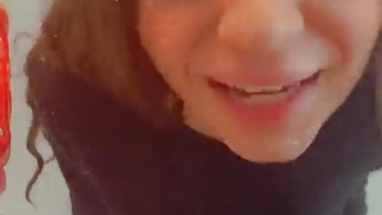 EF9C0CC1-CA8E-4976-B7F2-DACF738C688A~F48415FD-0B2C-4C86-B985-5C285429CAB5 - video di babybimbo