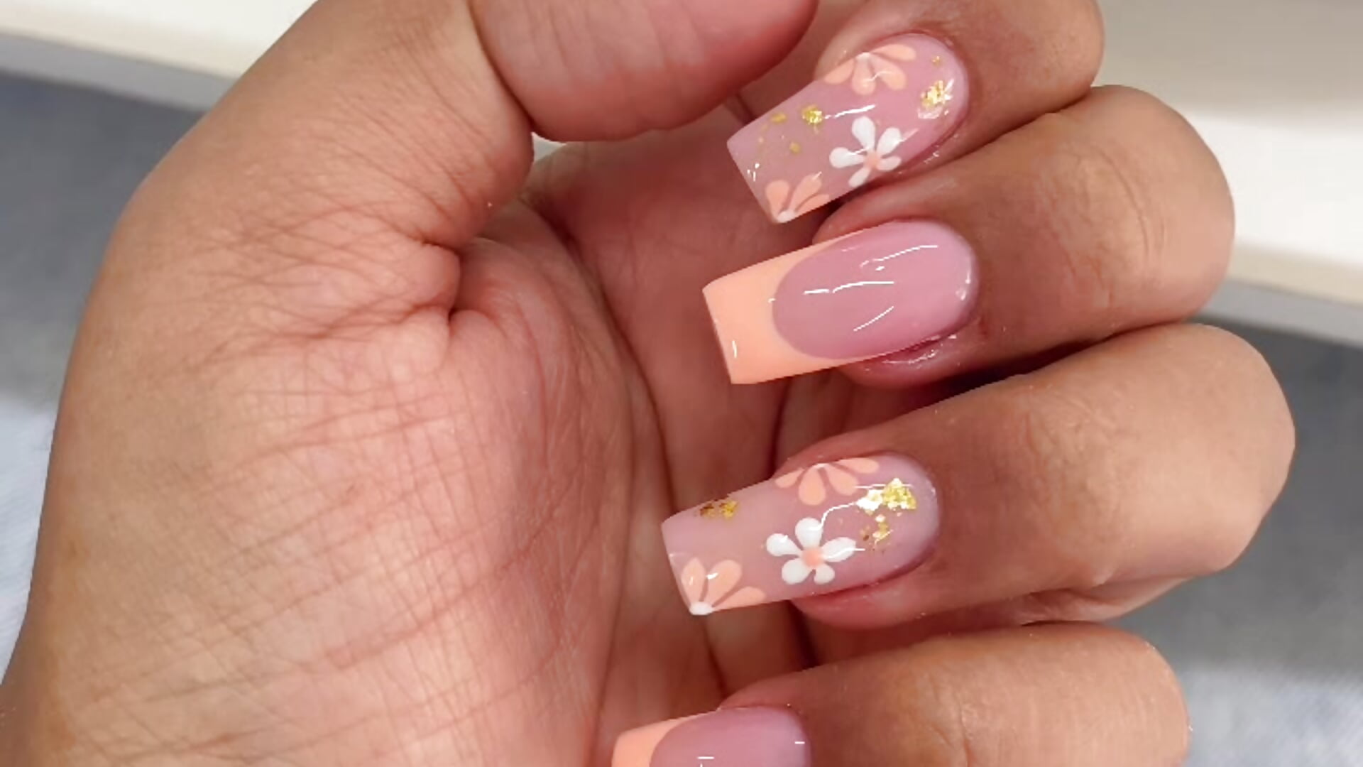 My nails - DIANEE_01 adlı kamera modelinin videosu