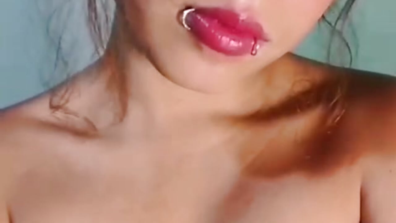 I love the dirty show and show me your love - video by clydexxxbunny cam model