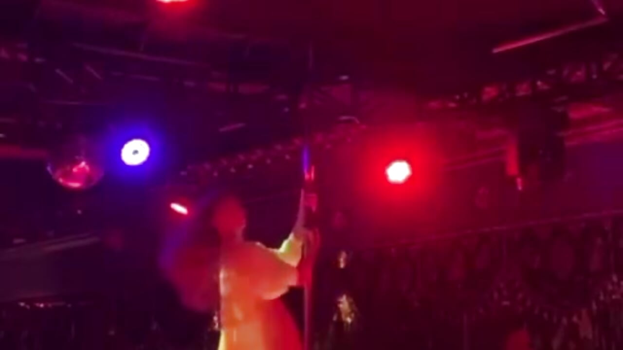 pole dance