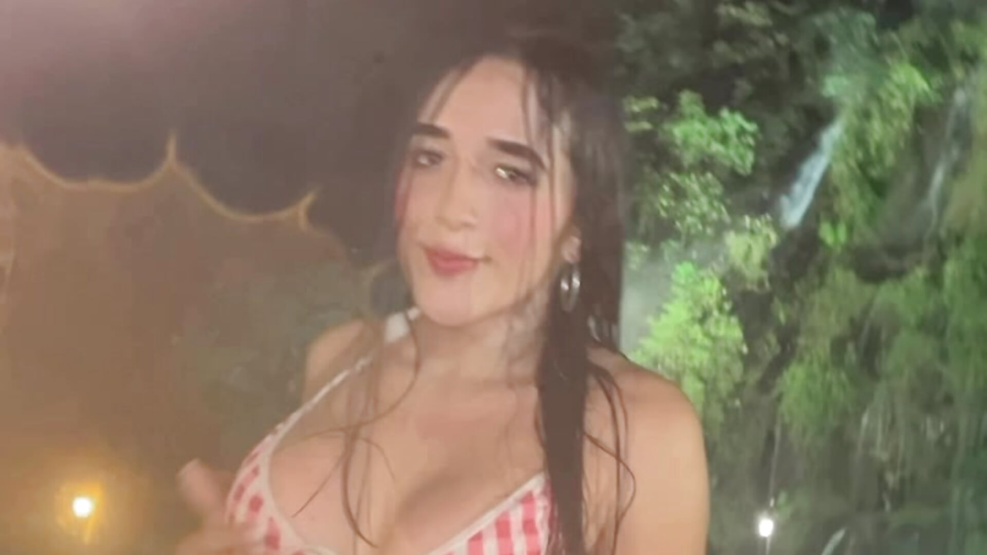 siren…🧜🏻‍♀️🩵 - video by Manusomer cam model