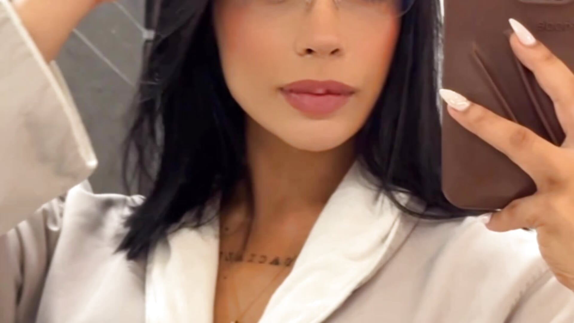 Spa day – video modela na kameri AngelineConnor