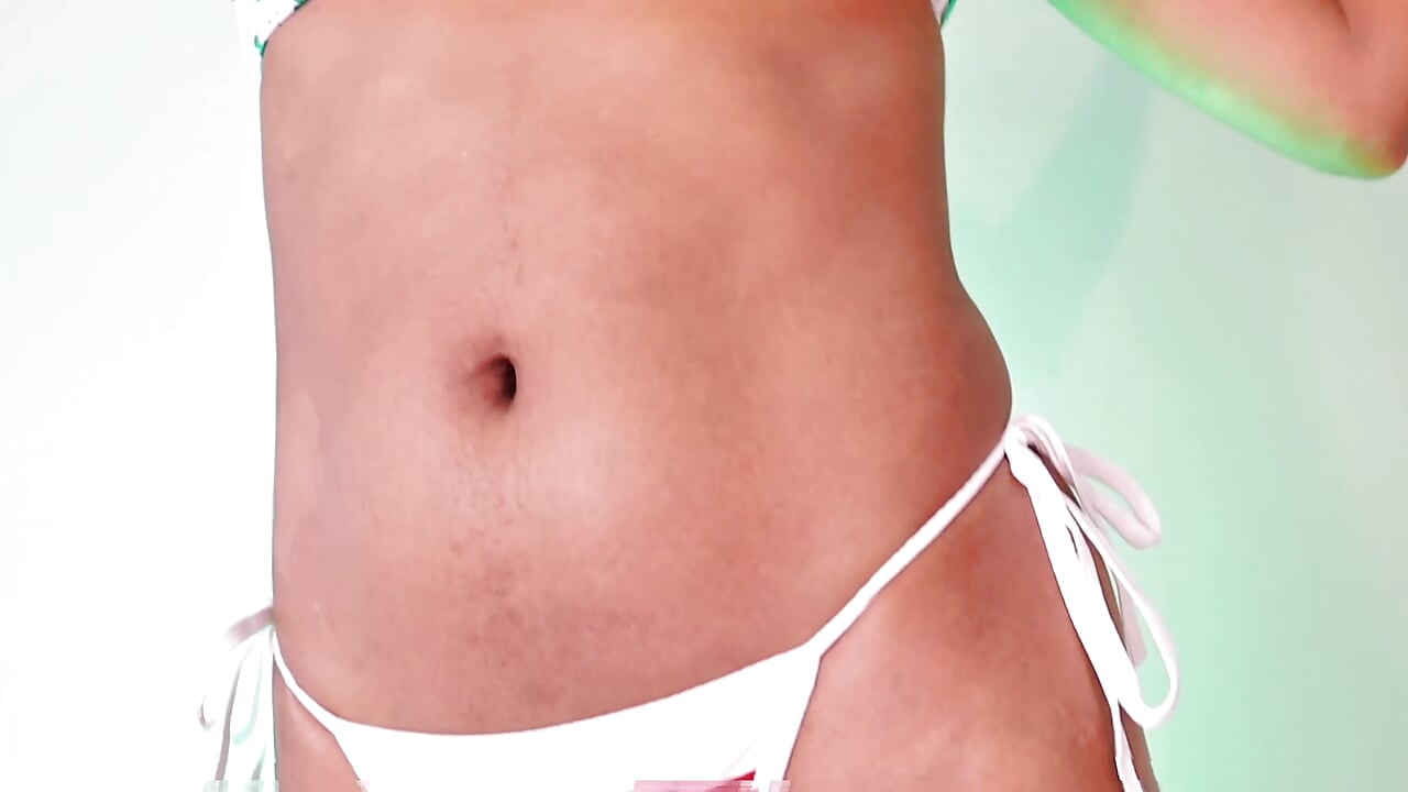 🍀 Green on the outside, fire on the inside 🔥– nata_luna kameramodell videója