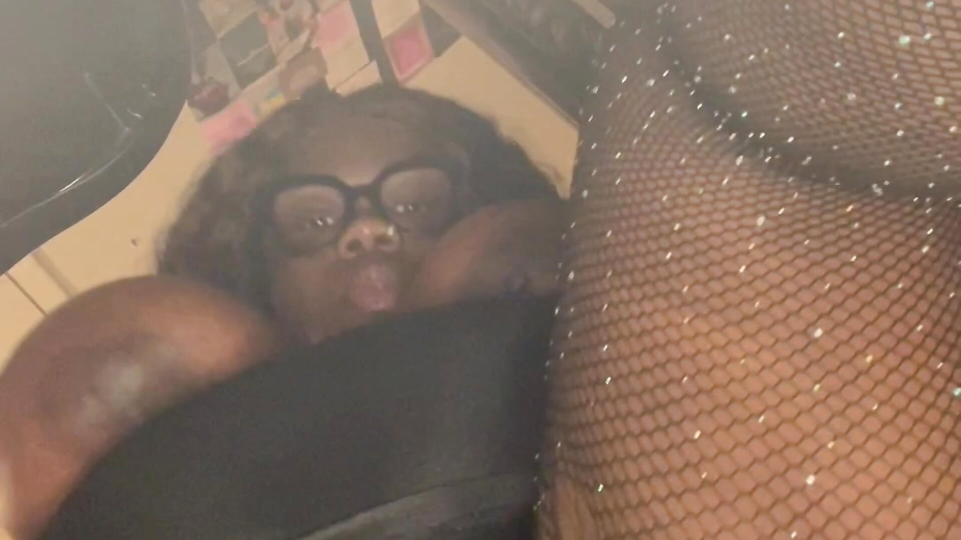 Can I Sit On Your Face?💦💋 - video by ButtaPecan00 cam model