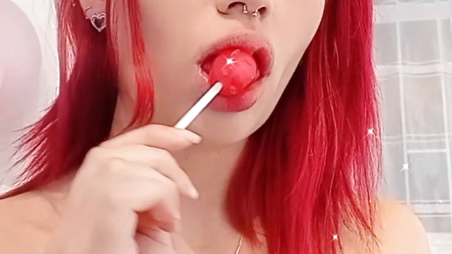 VID_67390821_182649_894 - video di HallieLemon1 modella di cam