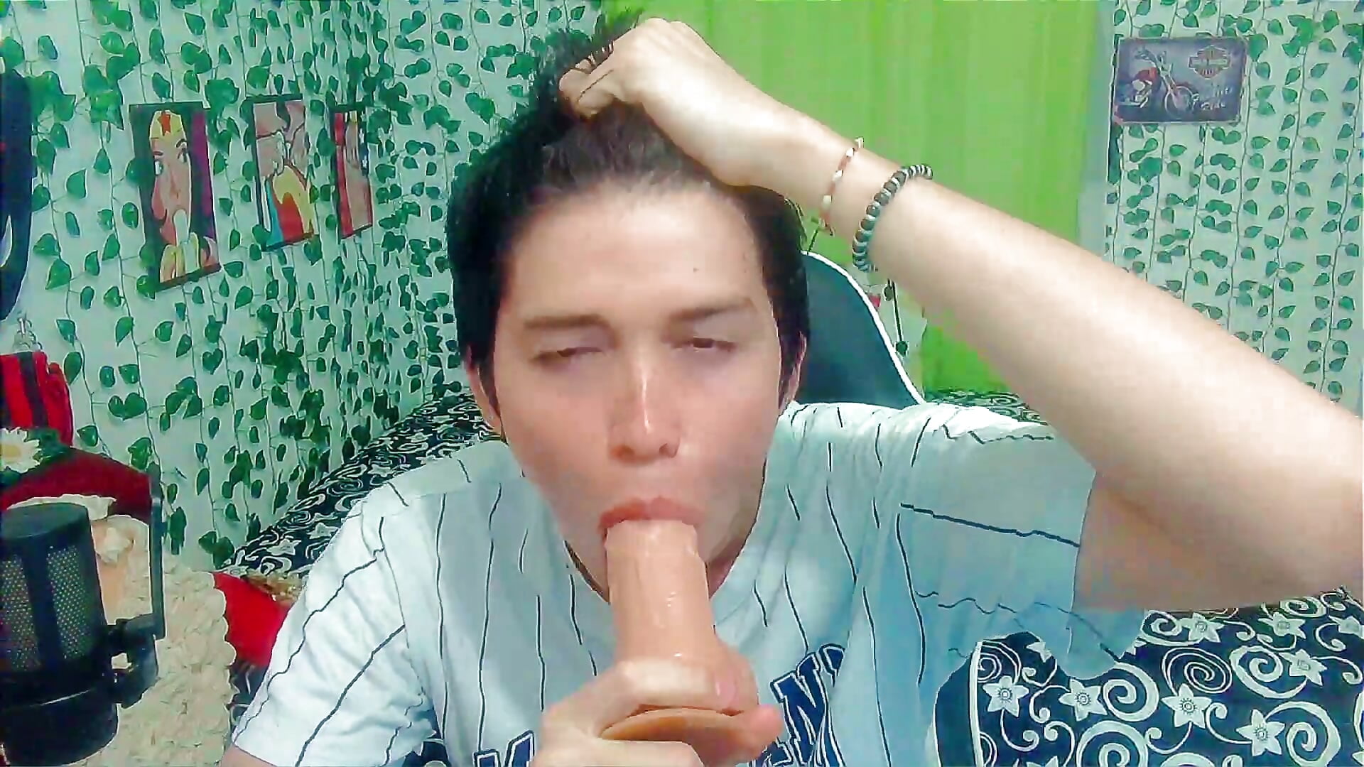 YOUR DICK IN MY MOUTH🍆👄 - vidéo du modèle de showcams Andy_gray