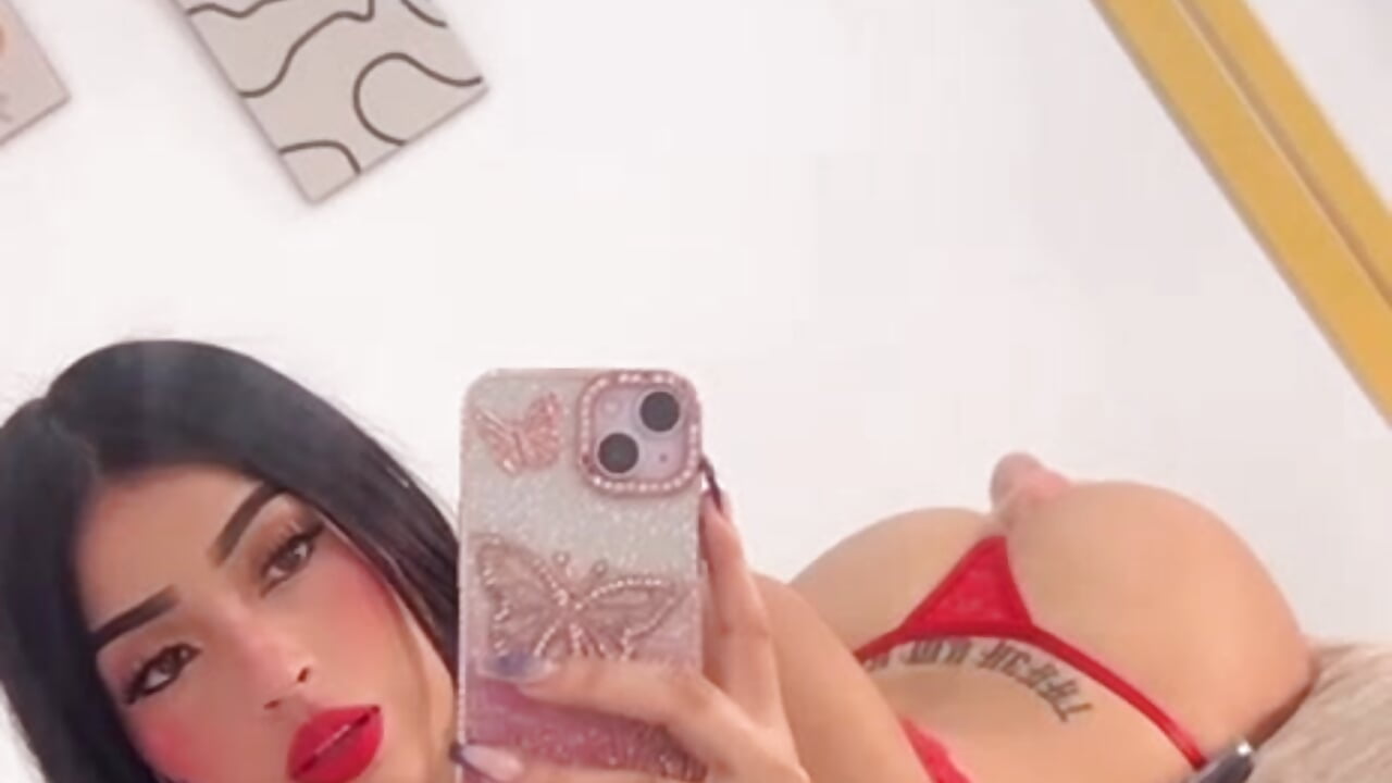 If I provoke you… it's totally intentional.🔥😏－カメラキャストのMia-Monroeの動画