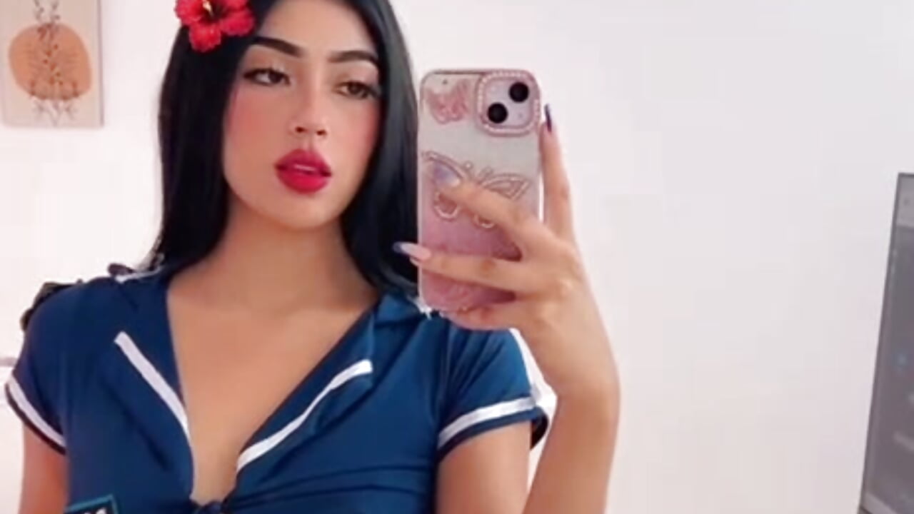 Ready for your routine checkup? I promise to be very detailed.😏－カメラキャストのMia-Monroeの動画