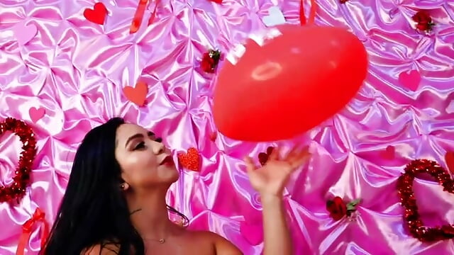 🌹 Your Perfect Valentine's Date - vídeo de la modelo de cam Godess_Scarlett77