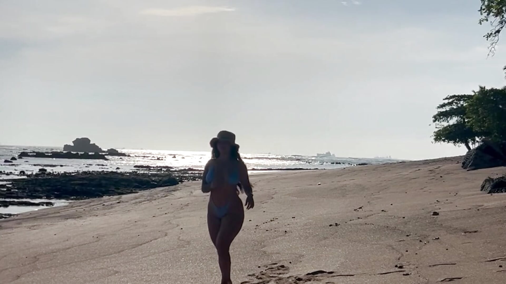 Do we do cardio? 💙 - video by Godess_Scarlett77 cam model