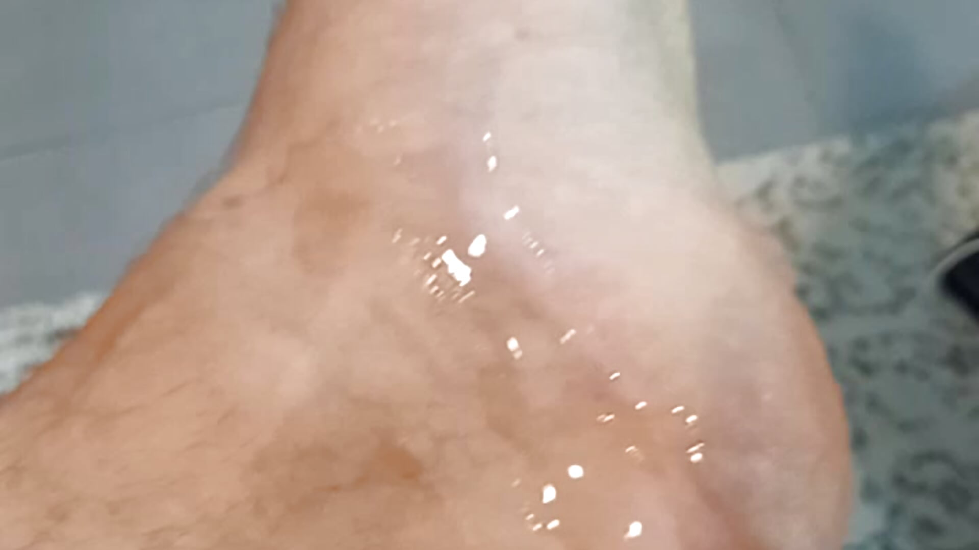 Cum on feet - video by FeetForTips cam model