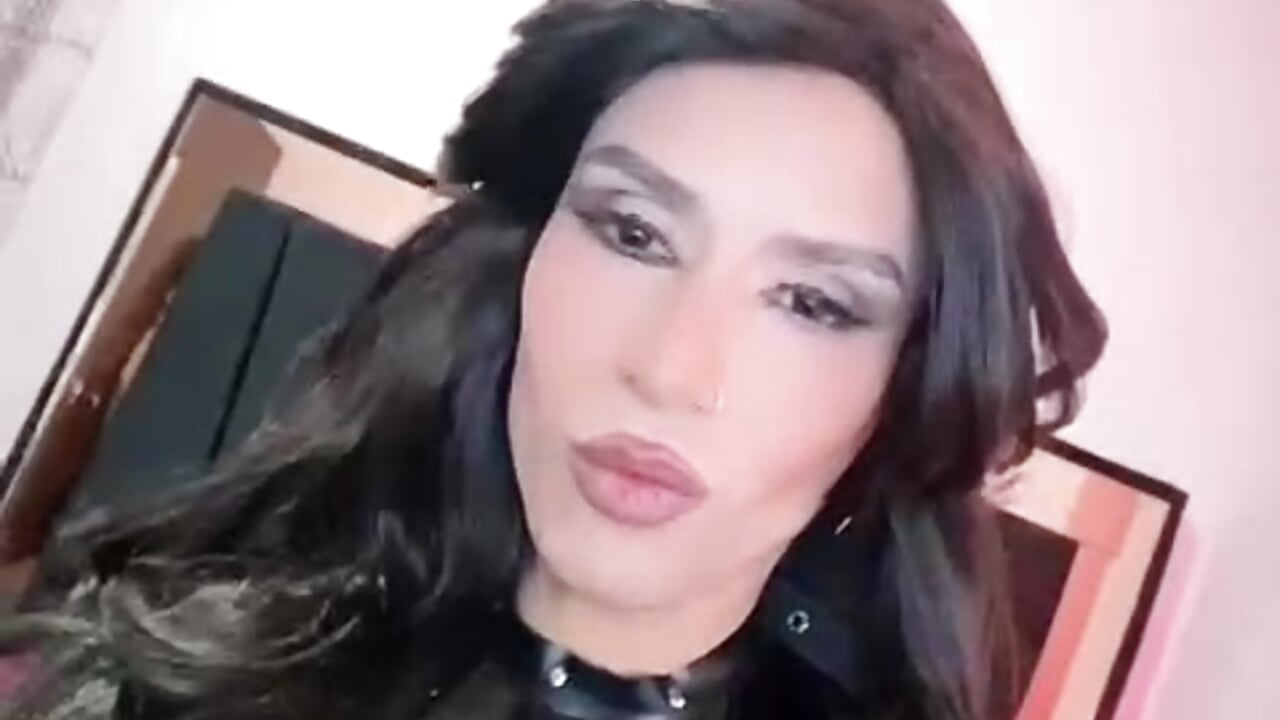 WhatsApp Video 2024-05-21 at 11,36,53 AM - Video von akinoro_ Cam-Model