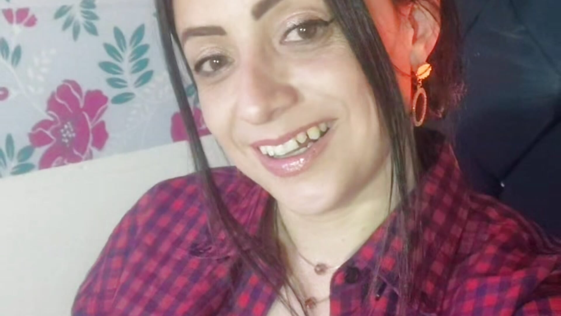 V Many kisses 😘 - Catamilf77主播的视频