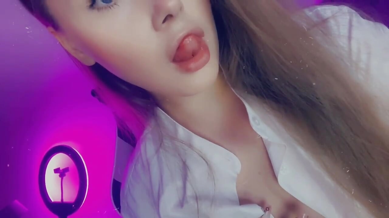 hey - video by AliseLooo cam model