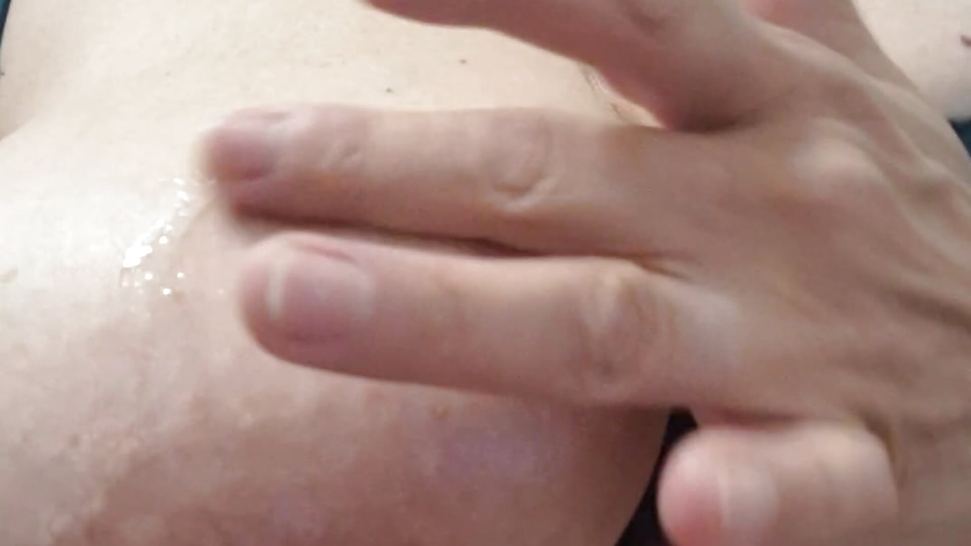 My breasts want milk. - 視頻由 Cristy49 主播提供