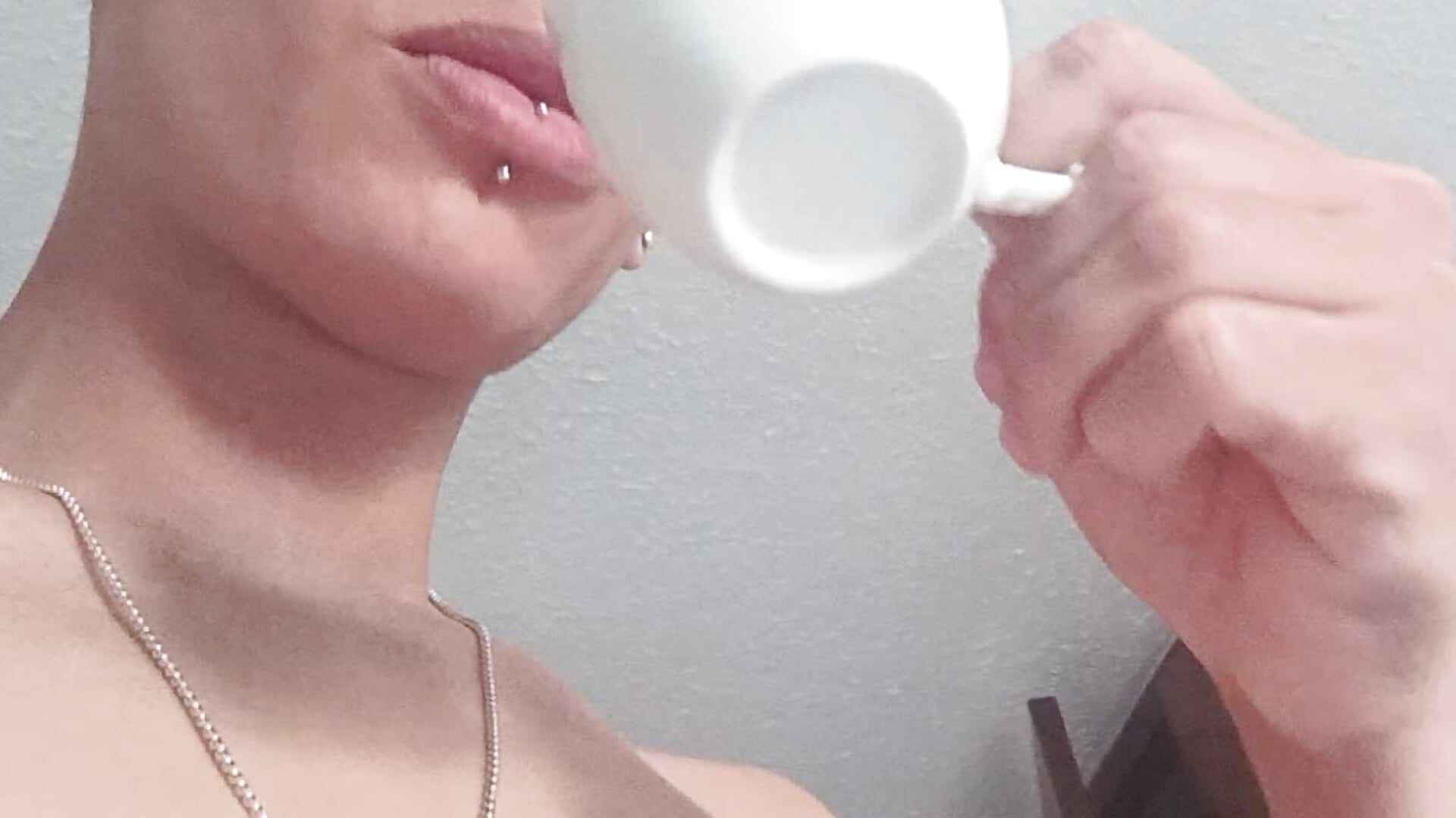 1000267095 - فيديو من HagglingArtefact موديل الكام