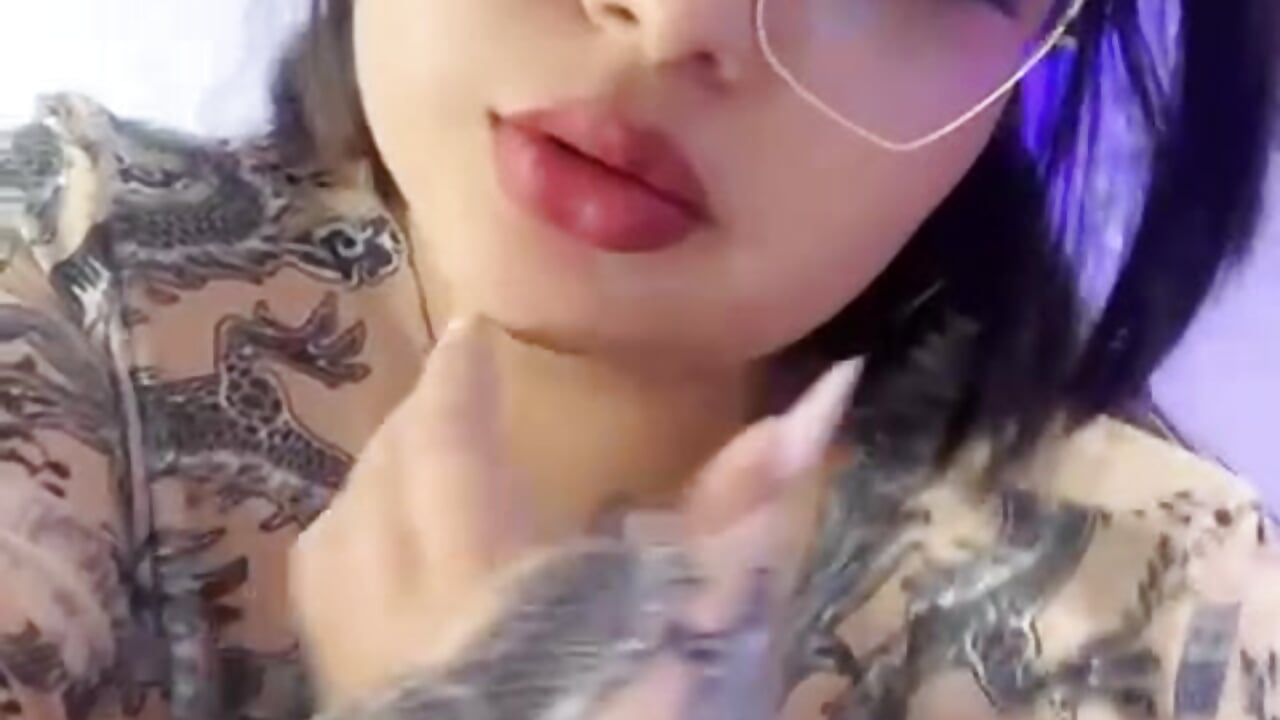 🌸🔥 - วิดีโอโดย Emma_monserrat โมเดลแคม