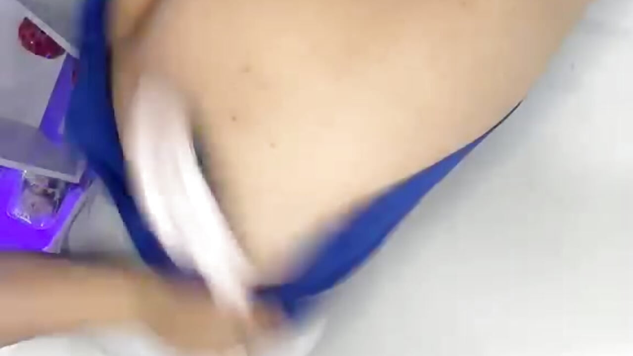 turn your phone //🍑🔥 - video by Emma_monserrat cam model