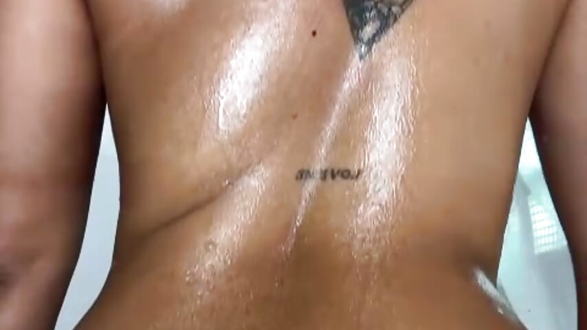 sweat drips down my ass hahahaha - วิดีโอโดย Anny__777 โมเดลแคม