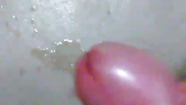 Baddie at the gym has me bustin a nut 💦😈 - video by itssme123 cam model