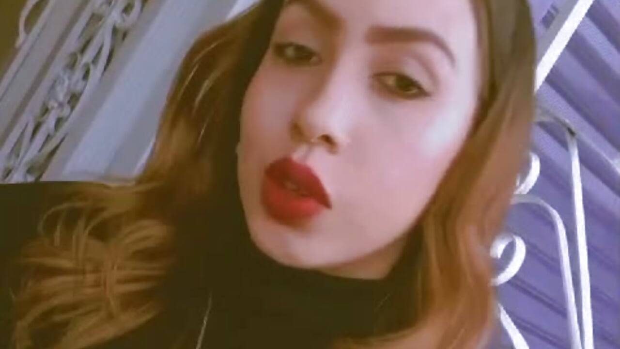 Besos - video scarlett_buttock kameramallilta