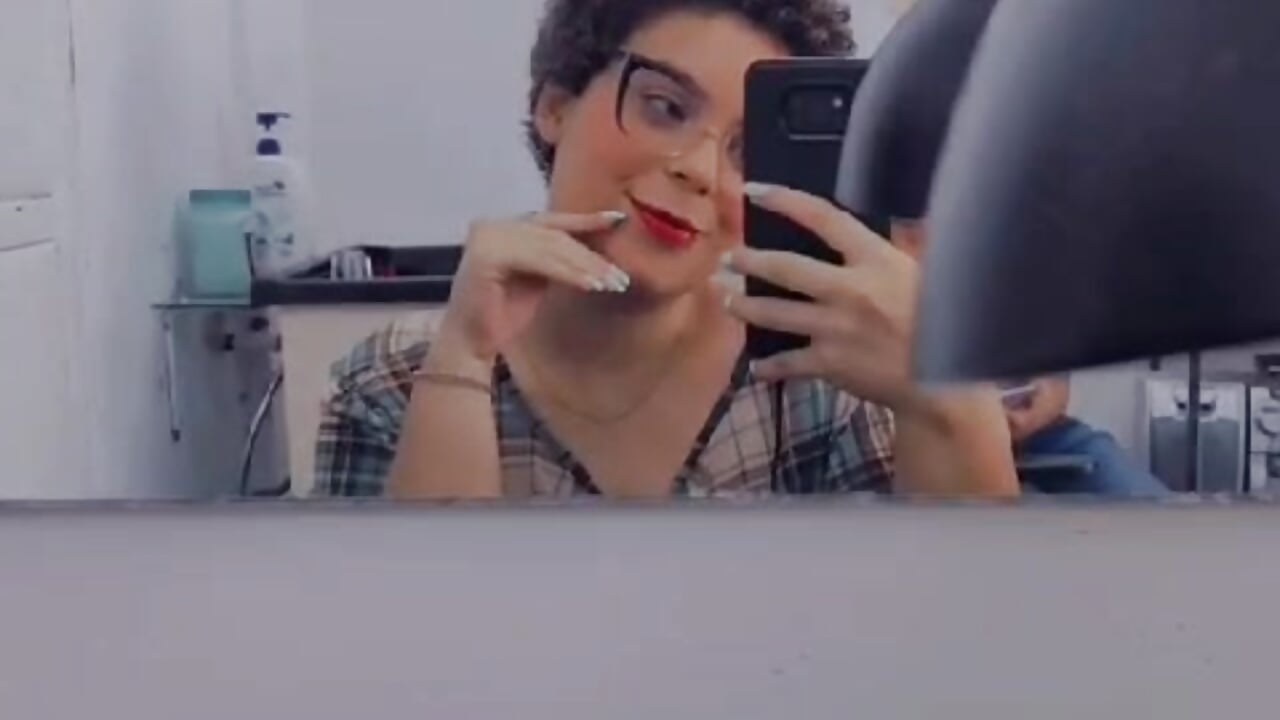 HI LOVE