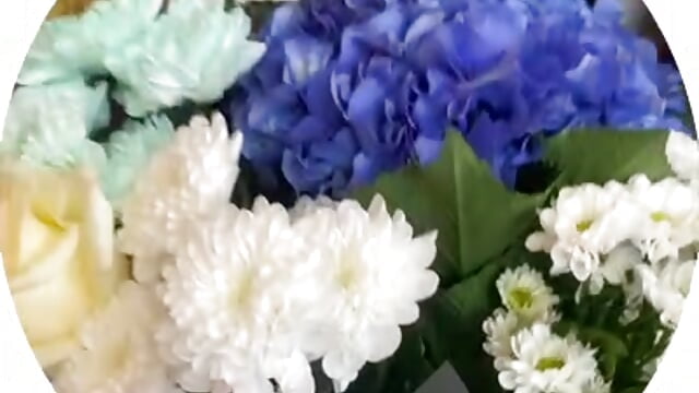 do u like my flowers mmm - vídeo de Margot_Ocean modelo de câmara