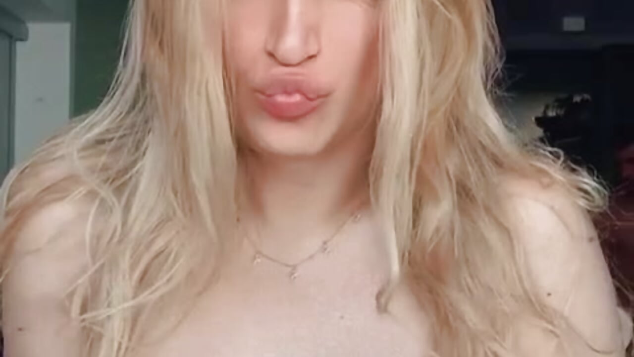 bom dia - відео від вебкаммоделі luizacandy