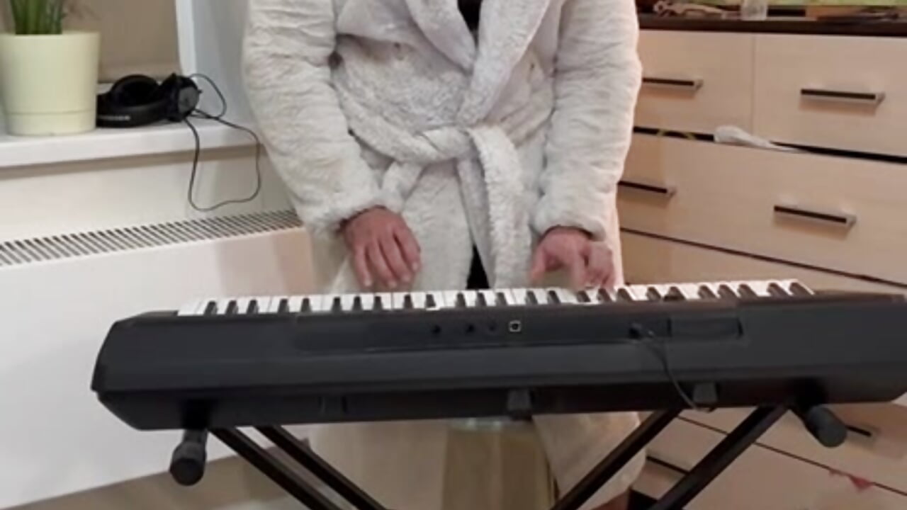 Piano－カメラキャストのHAIR-MANの動画