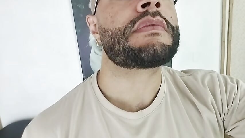 Come here My love help me to take off My clothes - video by Luke__09 cam model