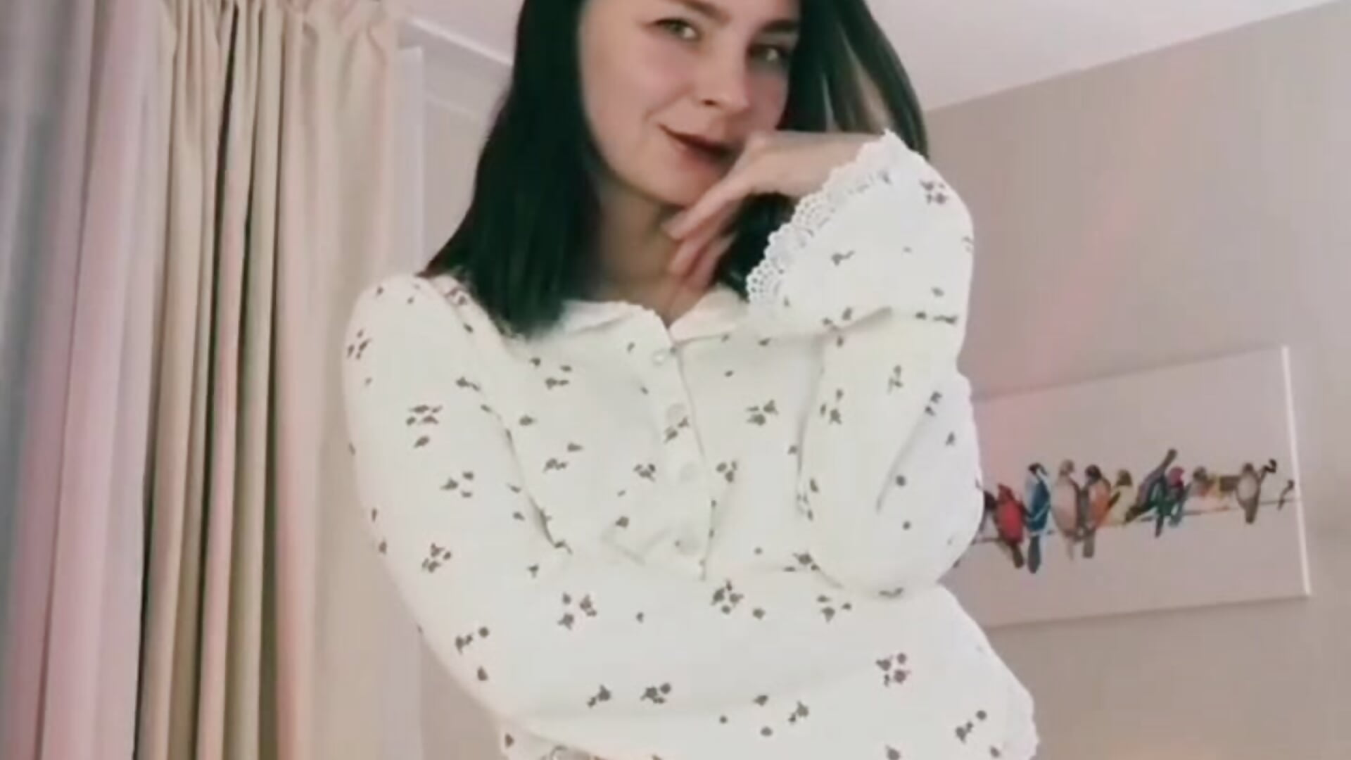 Dancing in pajamas - video by Pink_SeaGull cam model