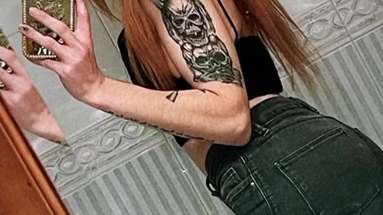 tattoo Kat－カメラキャストのkattleya1407の動画