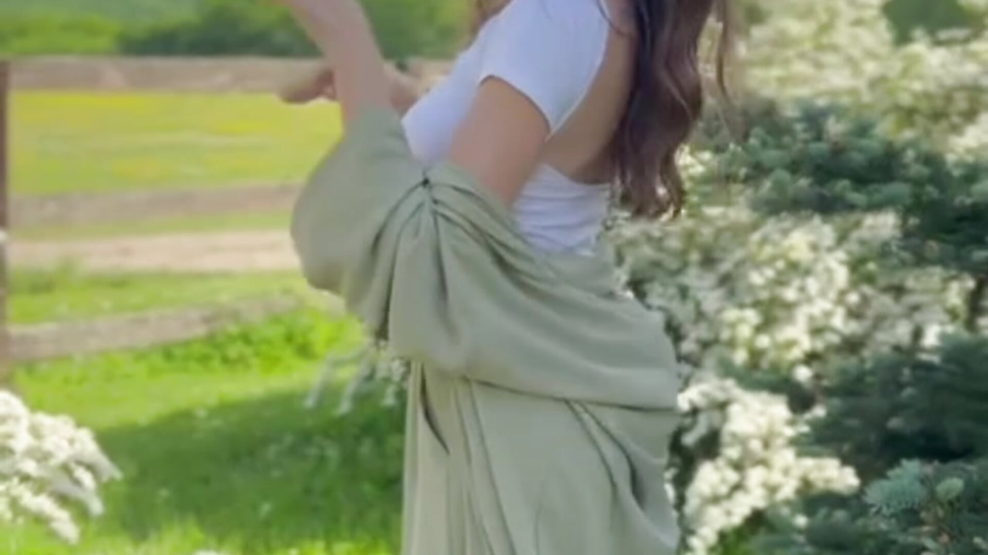 spring 🌱 - Video von AliceBrayan Cam-Model